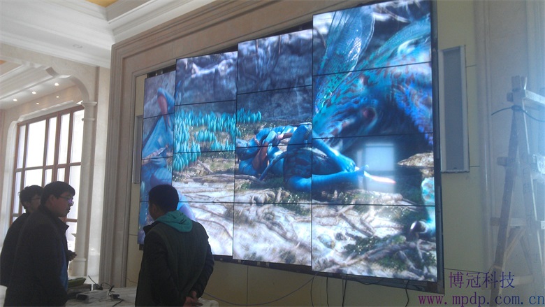2014年大庆果岭半岛售楼处液晶拼接大屏幕项目