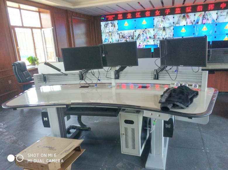 2018年黑龙江女子监狱监控指挥中心液晶拼接显示屏系统