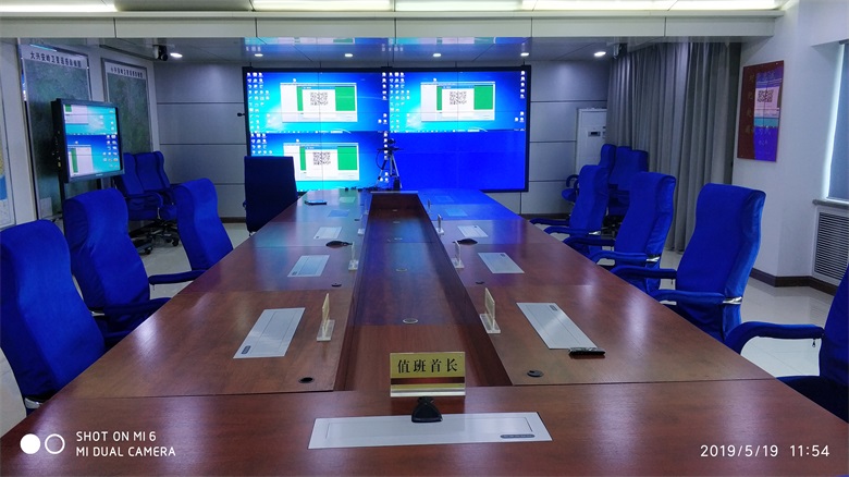 2019年黑龙江消防总队指挥中心视频会液晶拼接系统显示终端