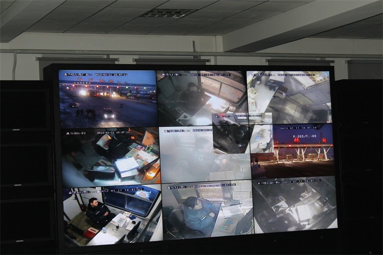 2013年大庆新村高速公路收费站指挥调度中心液晶拼接监控项目