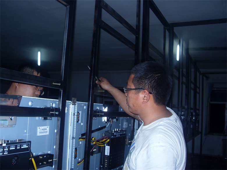 2013年牡丹江东宁和兴煤矿液晶拼接系统安防工程