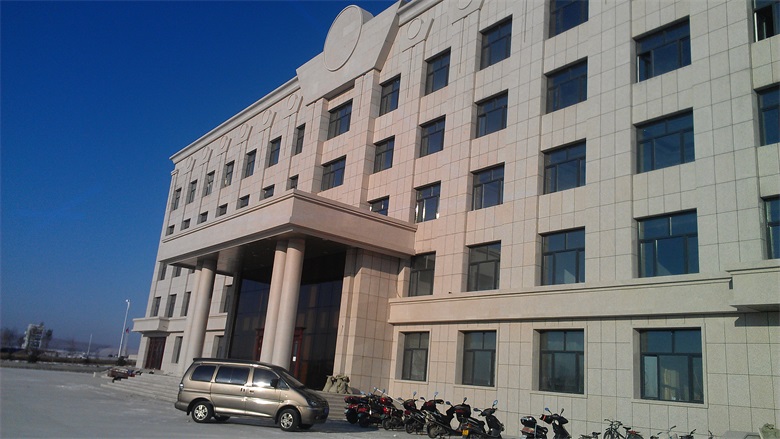 2013年绥芬河东宁市财政局办公楼大厅液晶拼接大屏幕工程