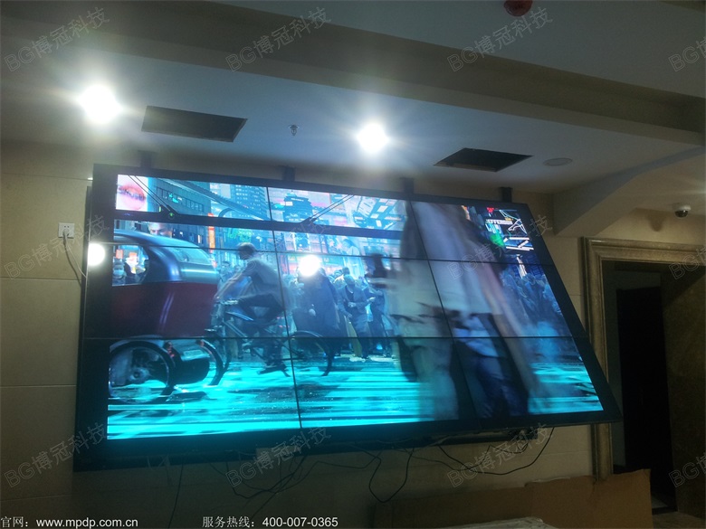 2014年工人文化宫职工服务中心液晶拼接系统展示