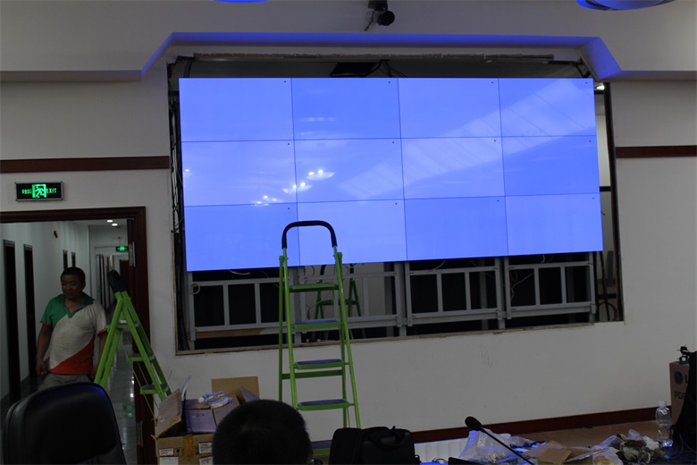 2014年佳木斯电业局大会议室等离子拼接会议系统