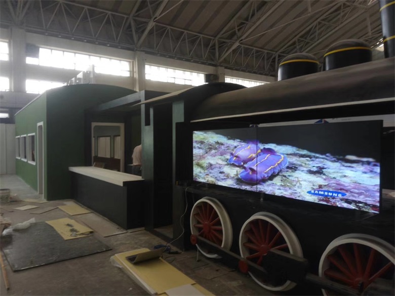 2018年哈尔滨哈洽会火车头液晶拼接,大屏幕拼接展示