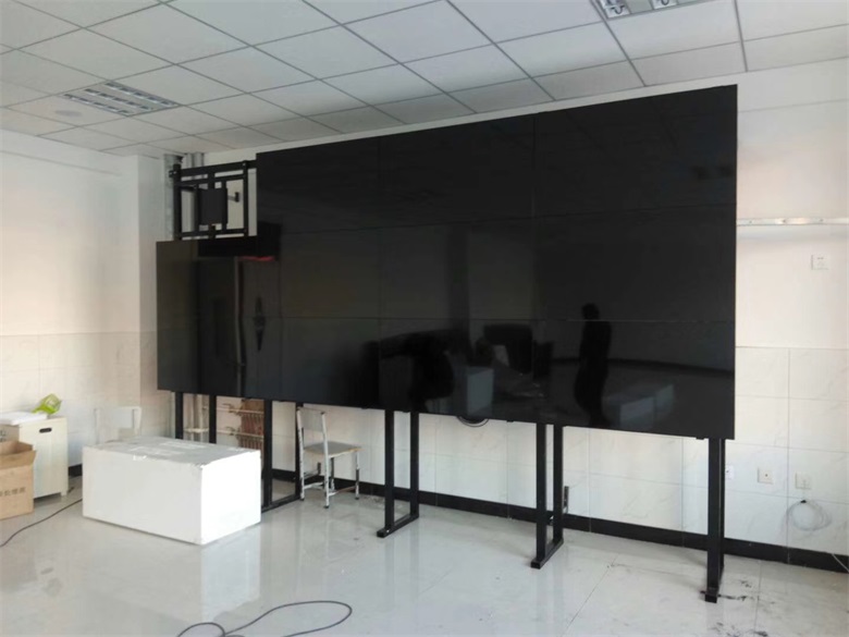 2017年吉林榆树第二小学液晶拼接大屏幕,55寸液晶拼接屏批发安装