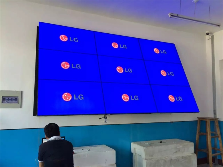 2016年绥化望奎第二中学液晶拼接大屏幕触摸大屏幕拼接显示屏